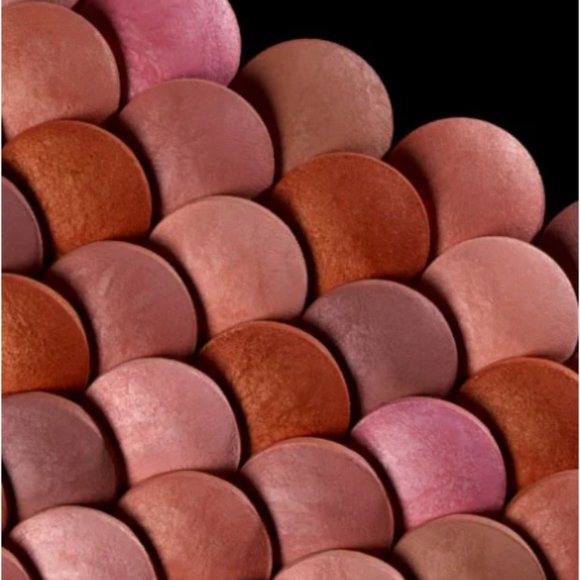 NIB Il Makiage MINERAL BAKED BLUSH INSTANT BRIGHTENING BLUSH - Picture 3 of 3